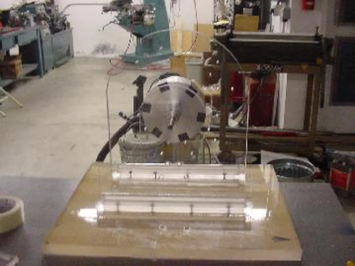 Nikola Tesla's experimental front mount device