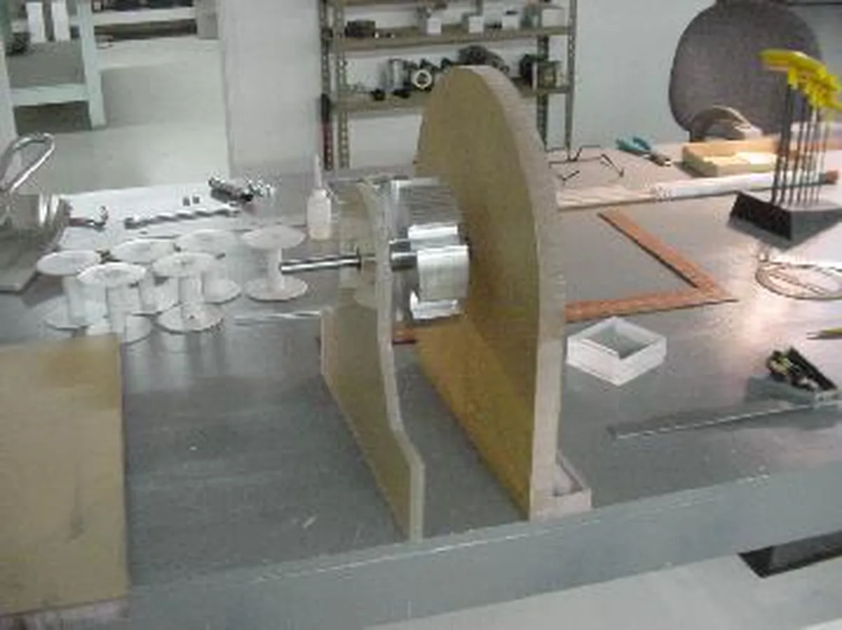 Side view of a model related to Nikola Tesla's experiments